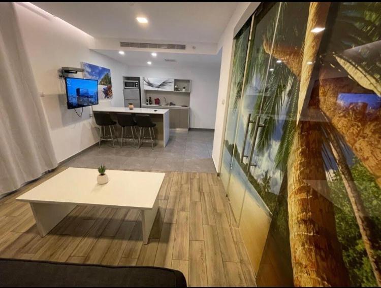 Spacious And Cozy 1Br Apt エイラート エクステリア 写真