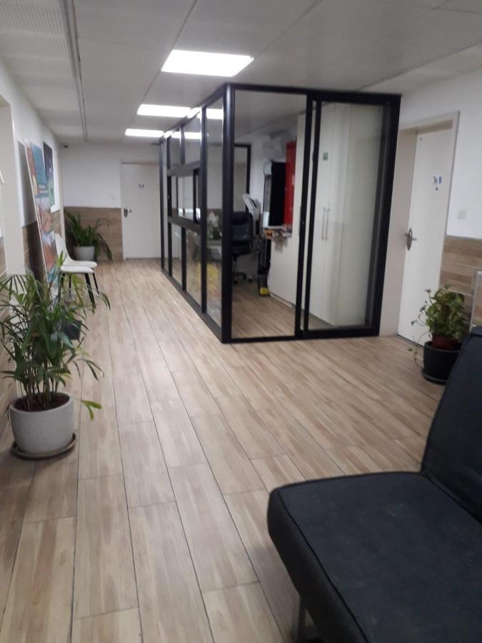 Spacious And Cozy 1Br Apt エイラート エクステリア 写真